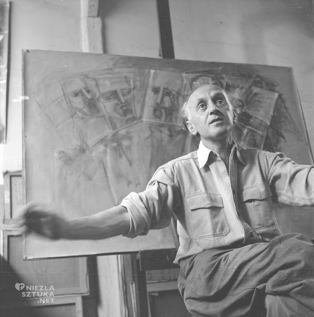Victor Brauner w swoim paryskim studiu, 1953/ ernst-scheidegger-archiv.org