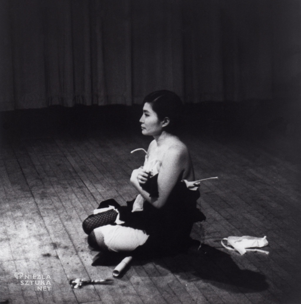 Cut Piece Yoko Ono