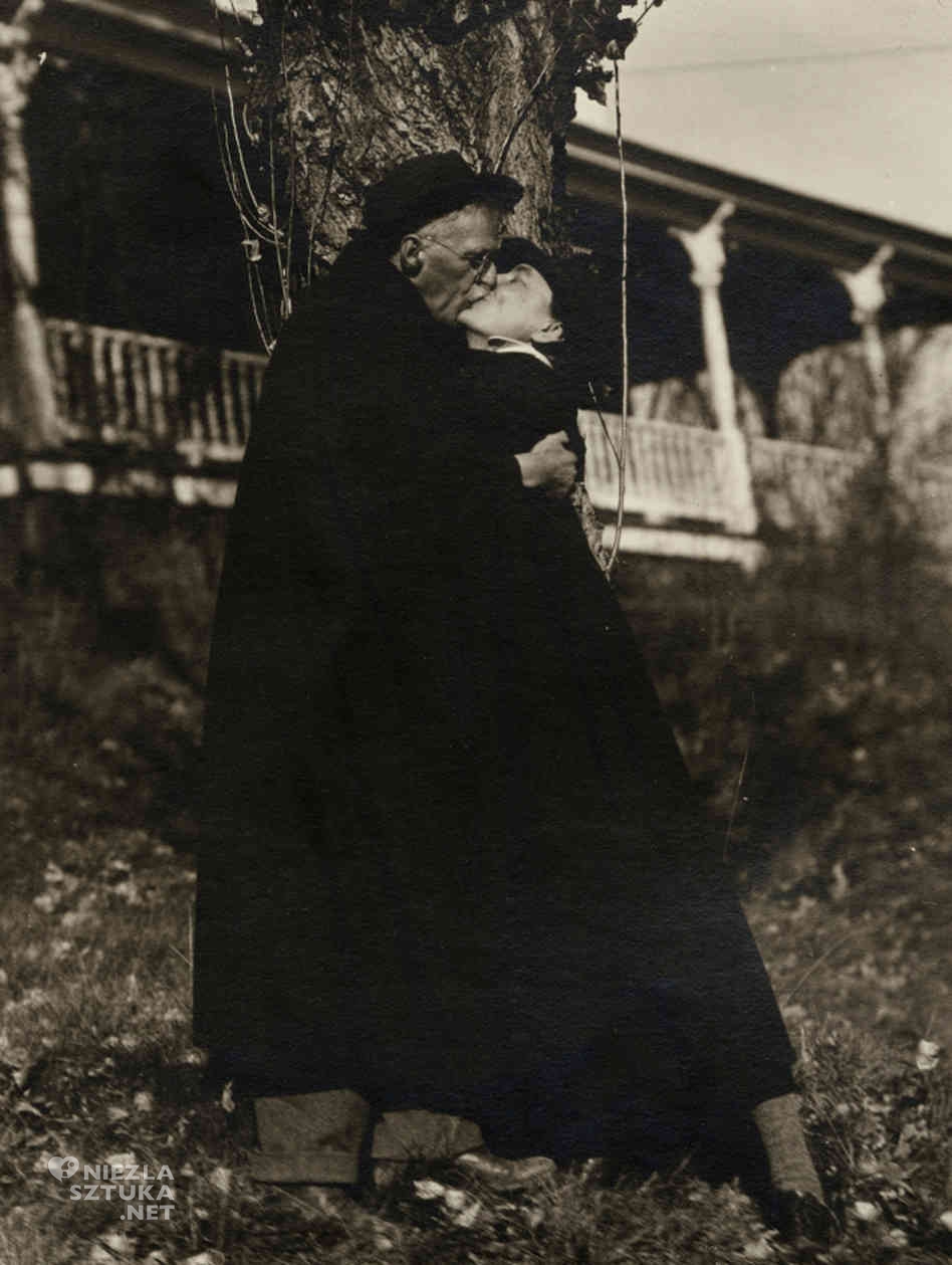 Georgia O'Keeffe i Alfred Stieglitz nad Lake George, Nowy Jork, 1929, fot.: beinecke.library.yale.edu